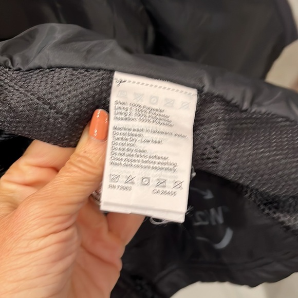 Helly Hansen jacket. - Picture 11 of 14